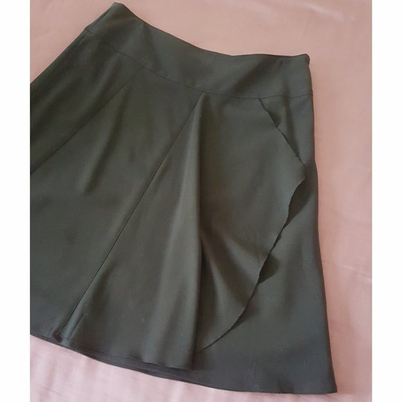 Reitmans A-line Skirt Faux Wrap in Black Midi Length Lined - Picture 3 of 16